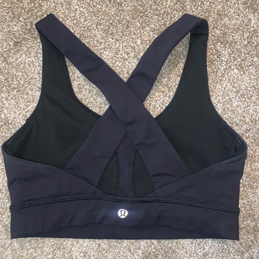 Lululemon Athletica Criss Cross Sports Bra Size 6